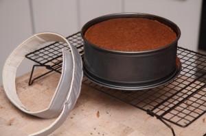 lemon pound cake, photo by Laurens de Vries of www.laurens.com