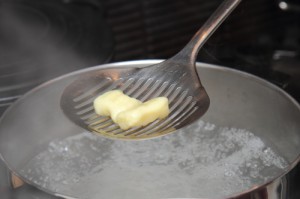 home made gnocchi di patate with pesto, photo by Laurens de Vries of www.laurens.com