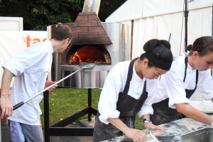 Mini pizzas at Taste of Amsterdam